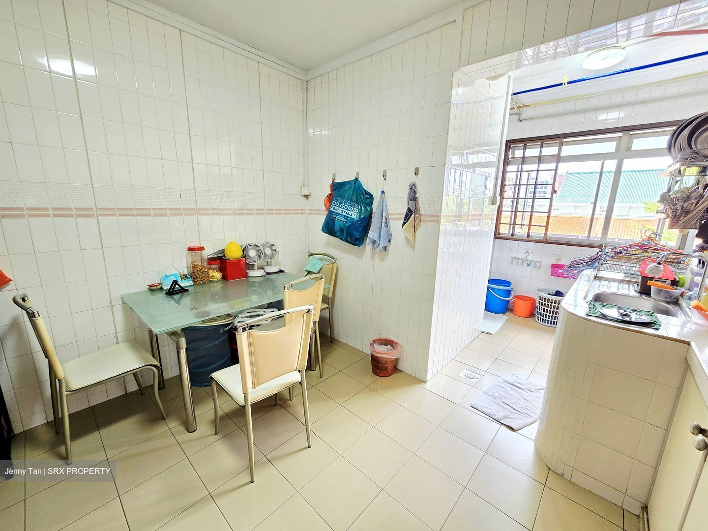 Blk 42 Sims Drive (Geylang), HDB 4 Rooms #524394431
